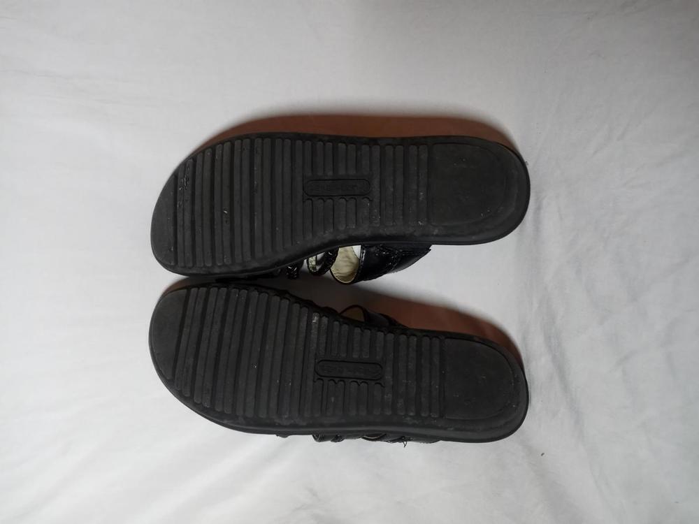 "Wear Ever" Womens Freeda Sandals View 4